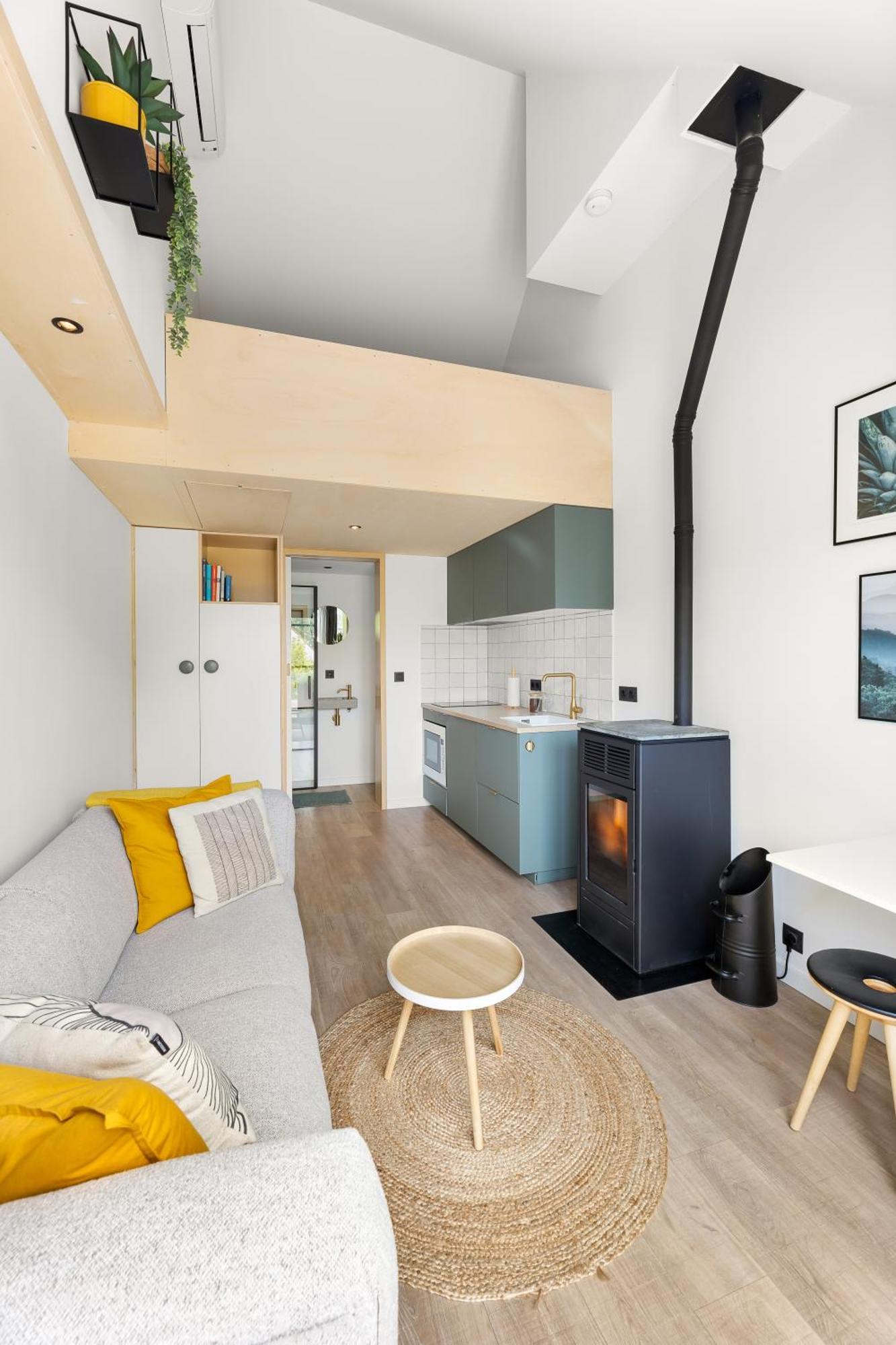 Romantisch Huisje Met Houtkachel & Airco Op 2,5Km Van Zee Groede Exterior foto
